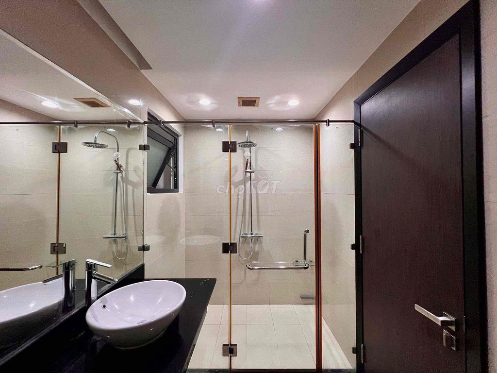 Дом, 6 спален · 200 м² 2