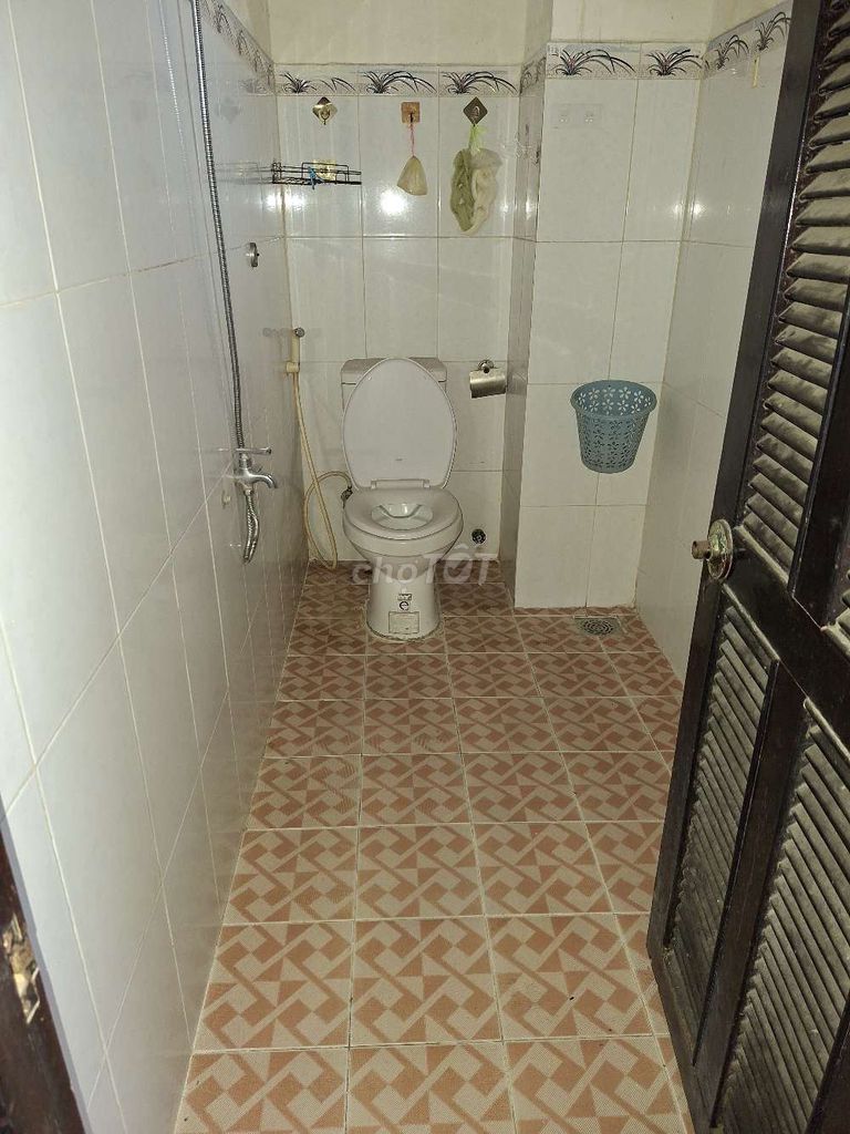 Дом, 6 спален · 100 м² 8