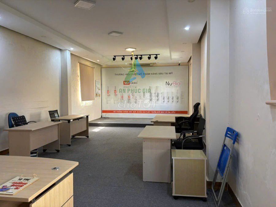 Дом, 8 спален · 126 м² 2