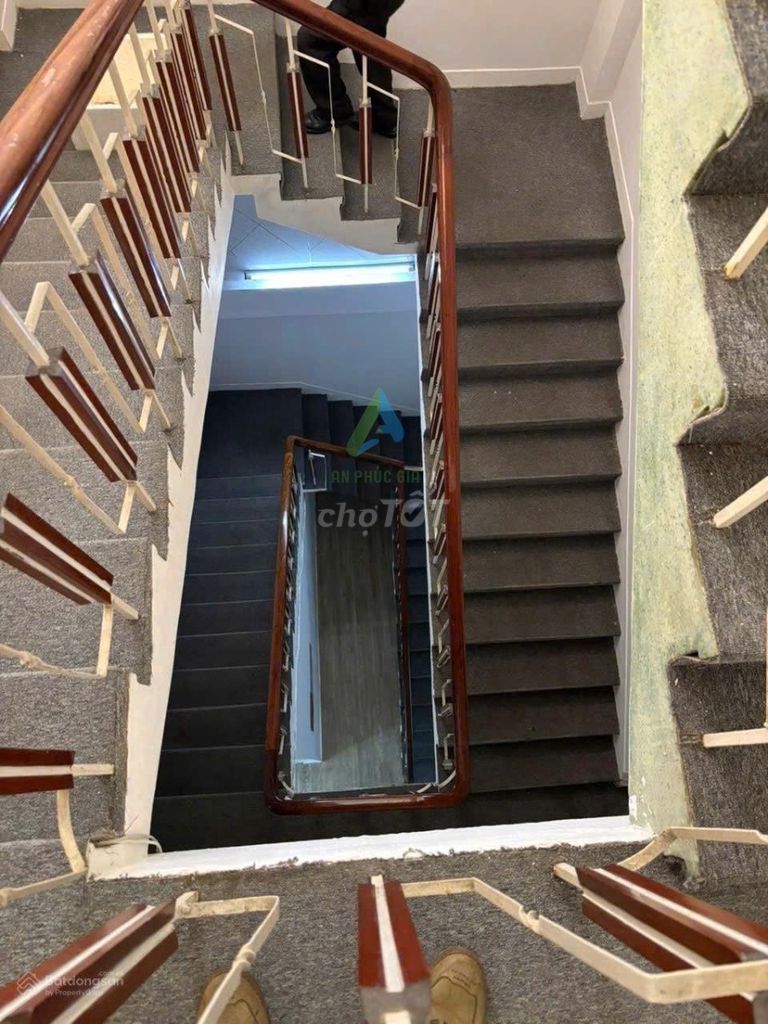 Дом, 8 спален · 126 м² 3