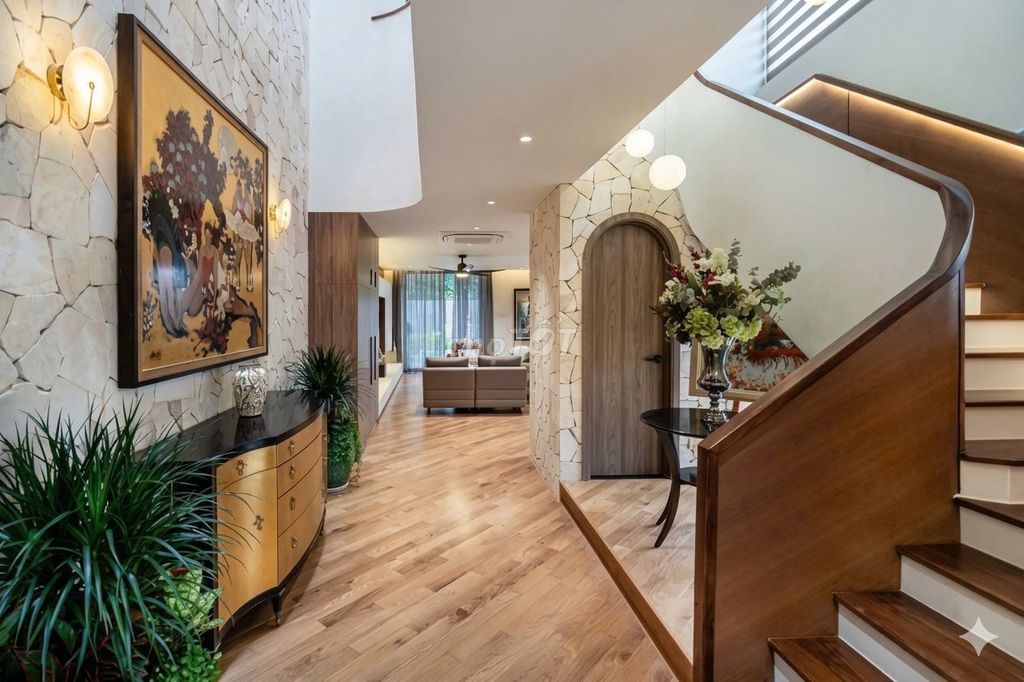 Дом, 7 спален · 300 м² 2