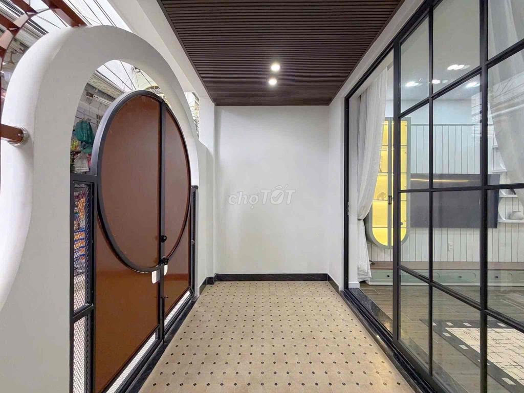 Дом, 3 спальни · 100 м² 5