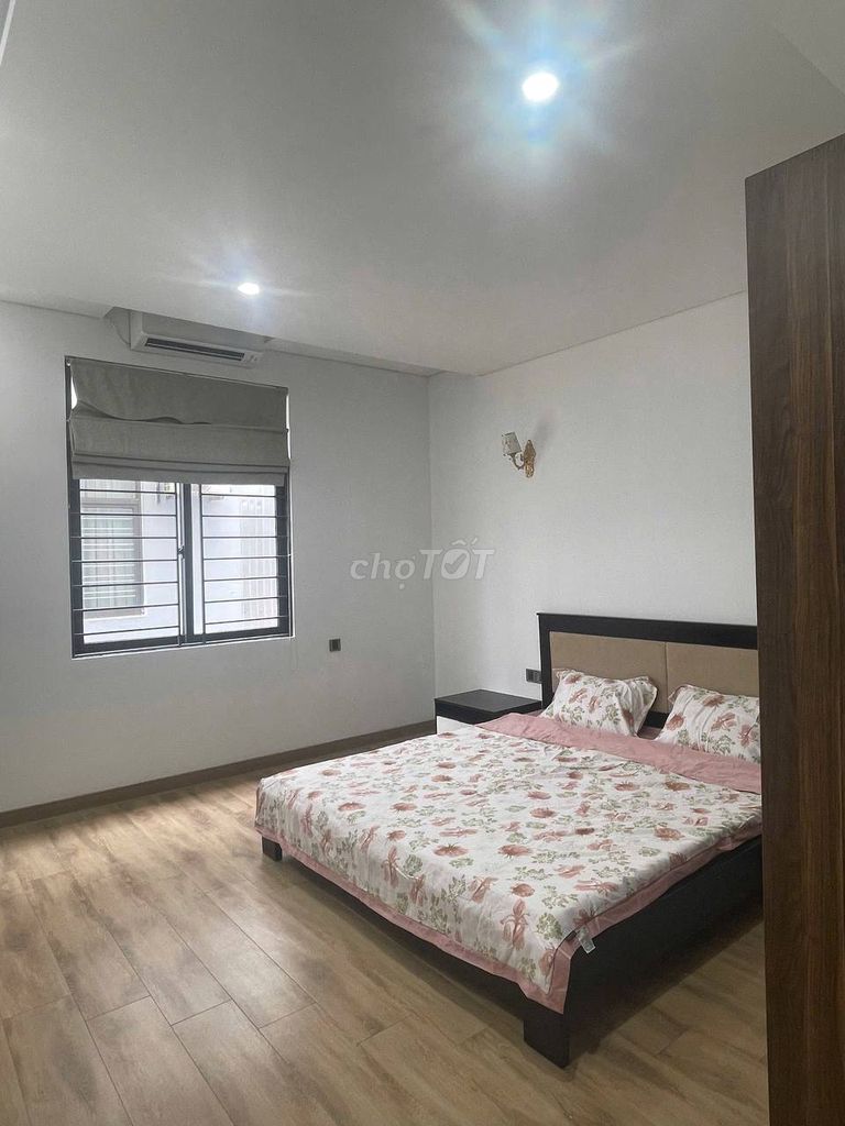 Дом, 4 спальни · 180 м² 9