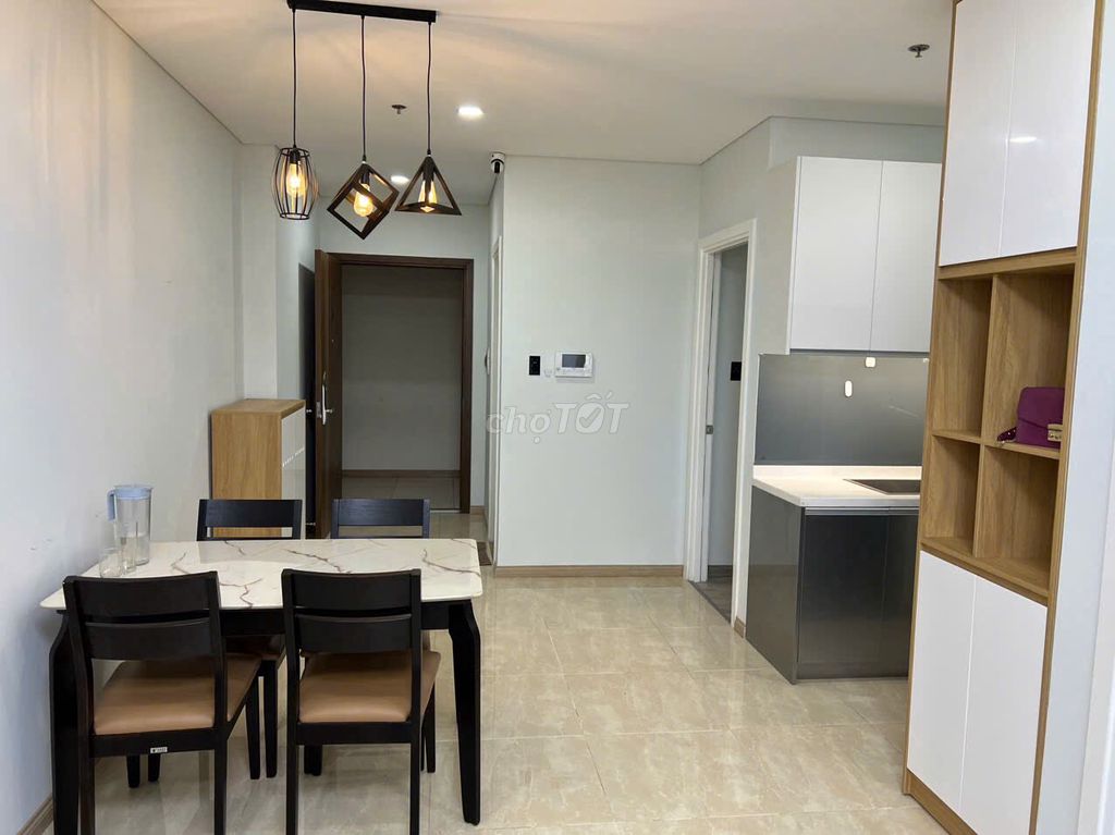 Квартира, 2 спальни · 80 м²
