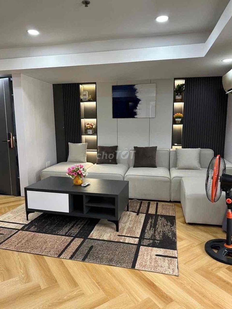 Квартира, 2 спальни · 65 м²