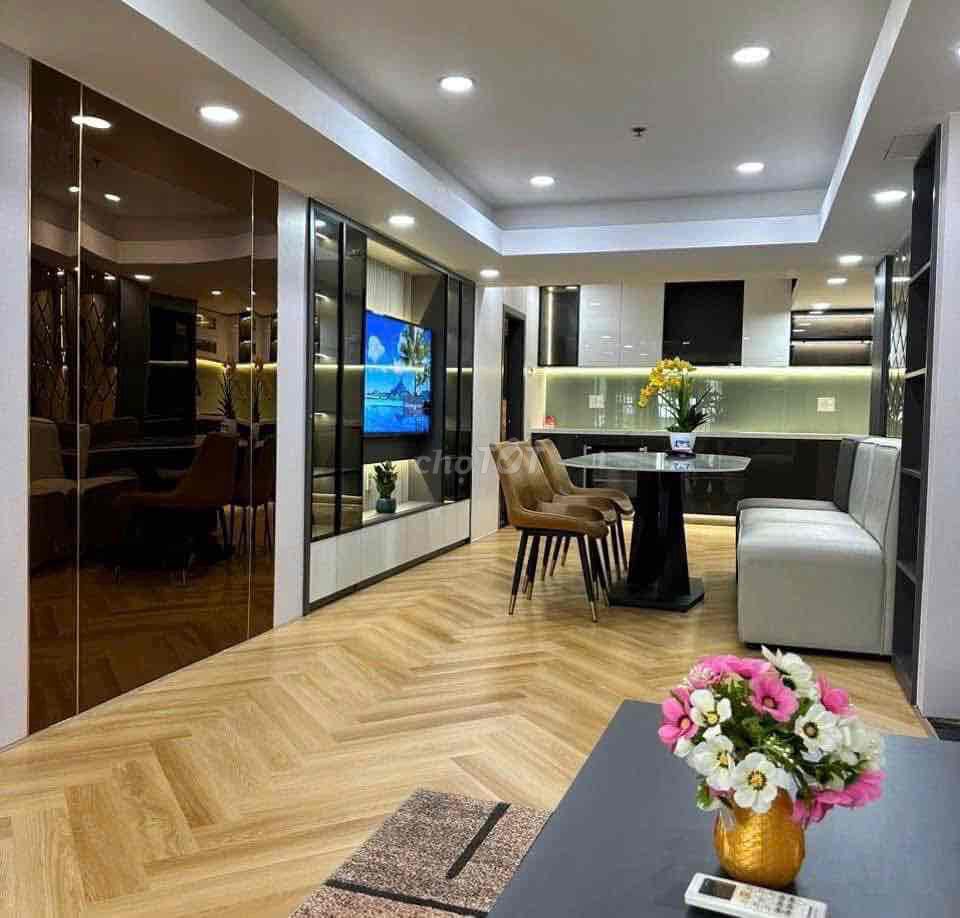 Квартира, 2 спальни · 65 м² 2
