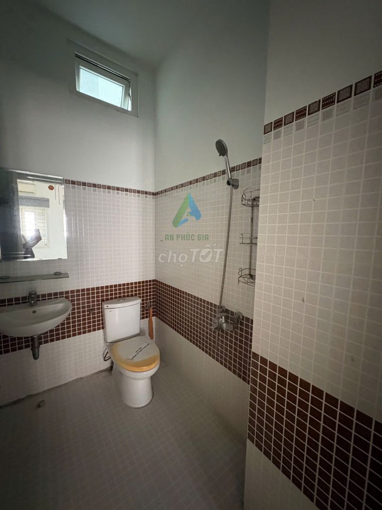 Дом, 8 спален · 95 м² 4