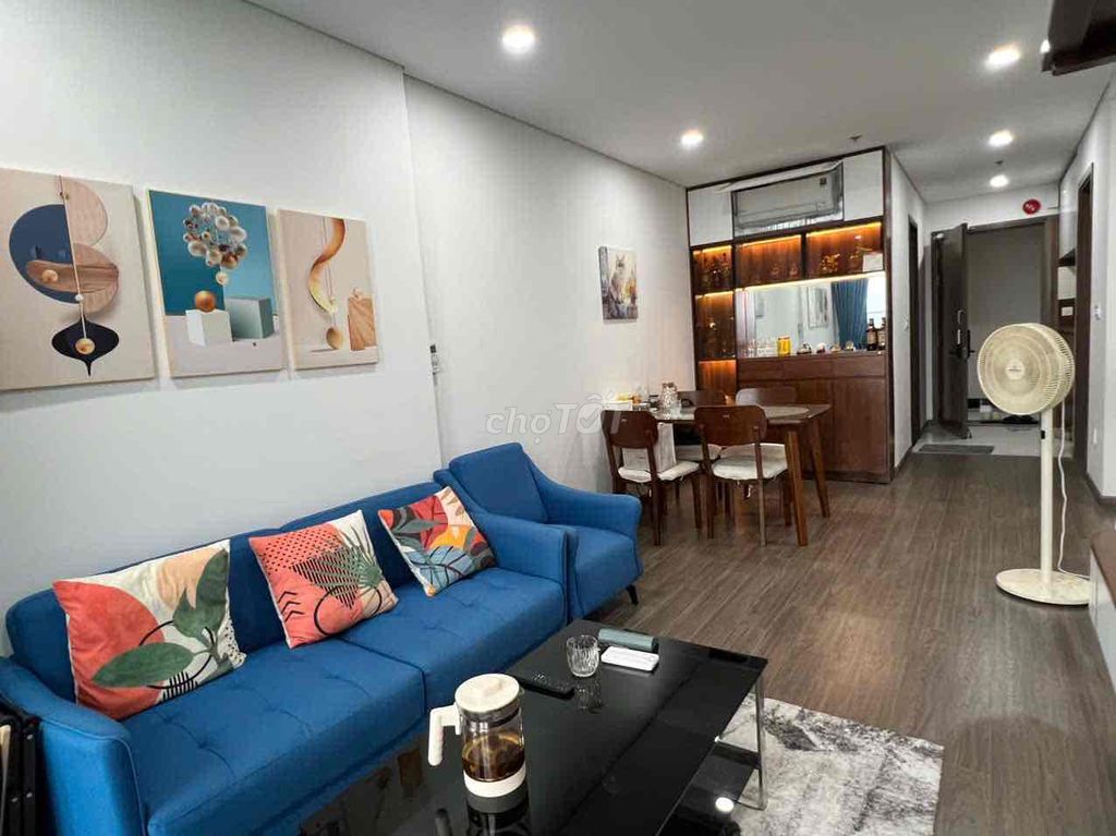 Квартира, 2 спальни · 70 м²