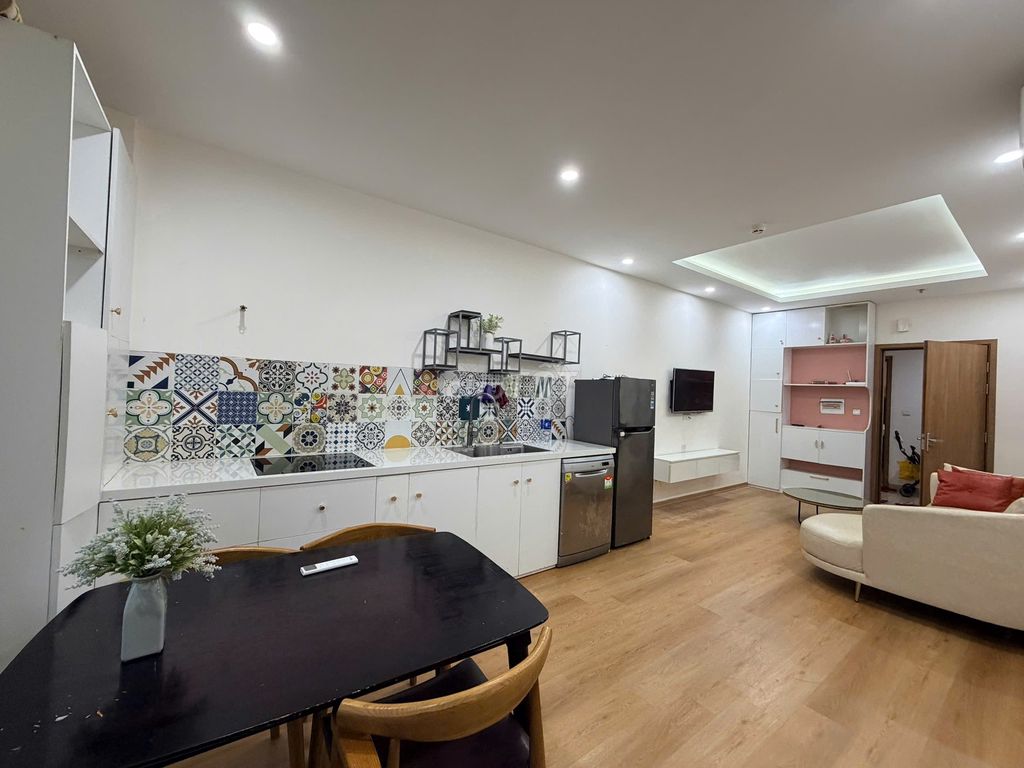 Квартира, 2 спальни · 56 м²