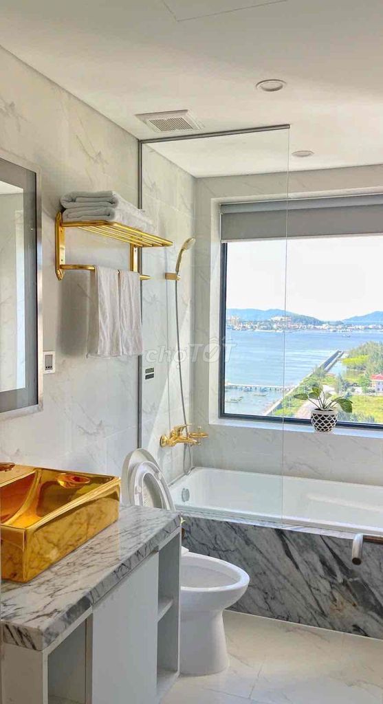 Квартира, 2 спальни · 80 м² 3