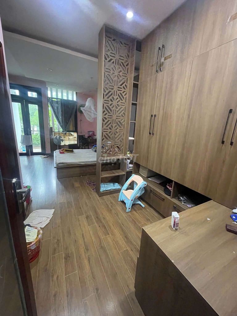 Дом, 3 спальни · 80 м² 3