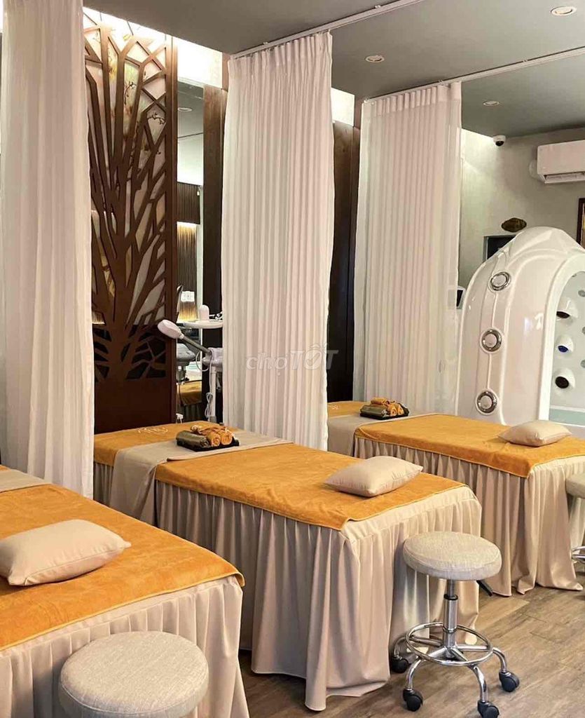 Дом, 8 спален · 60 м²
