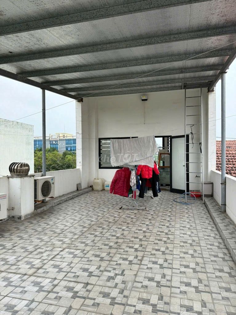 Дом, 3 спальни · 150 м² 6