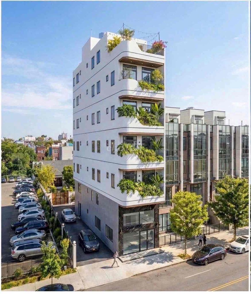 Дом, 11 спален · 100 м²