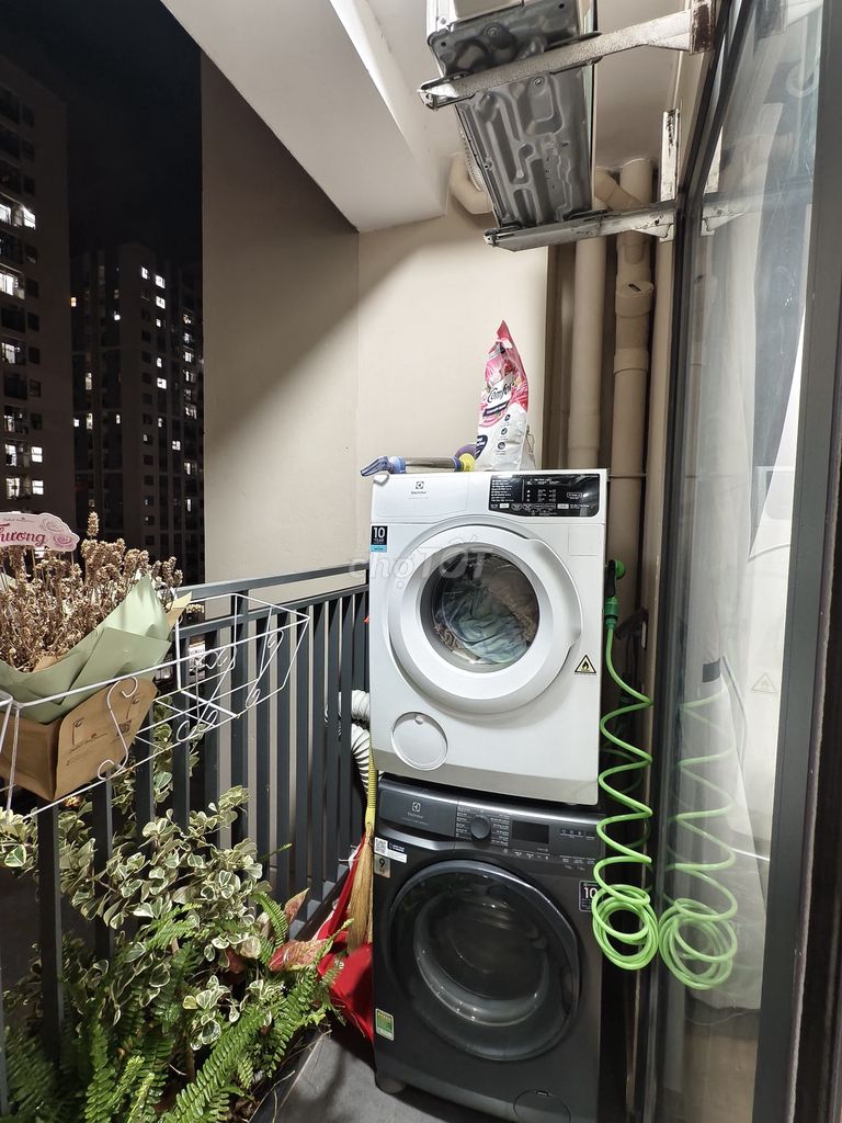 Квартира, 3 спальни · 70 м² 2