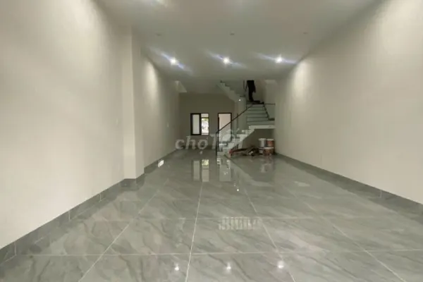 100 м²