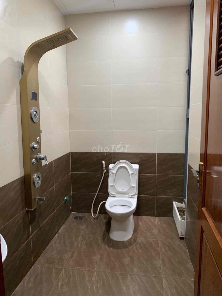 Дом, 4 спальни · 100 м² 5