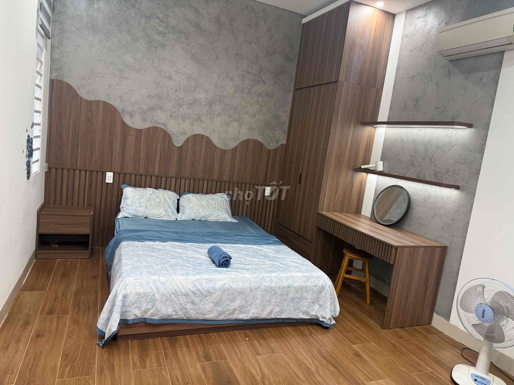 Квартира, 4 спальни · 30 м²