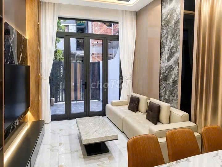 Дом, 4 спальни · 70 м² 9