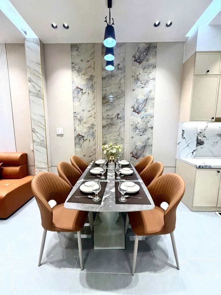 Дом, 5 спален · 50 м² 5