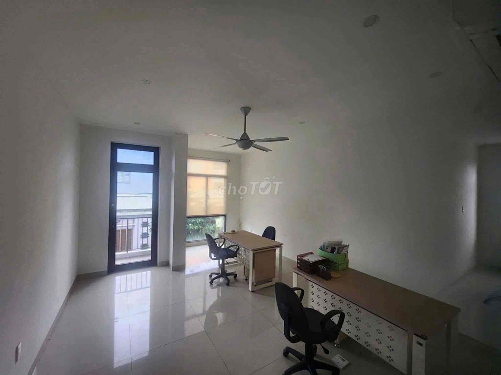 Дом, 5 спален · 175 м² 4