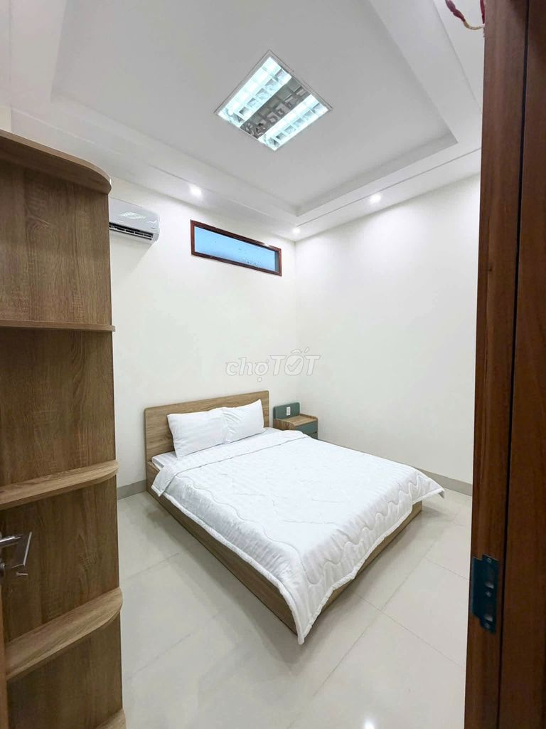 Дом, 5 спален · 92 м² 5