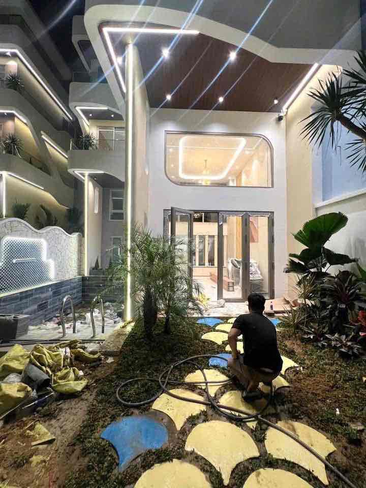Дом, 11 спален · 600 м² 8