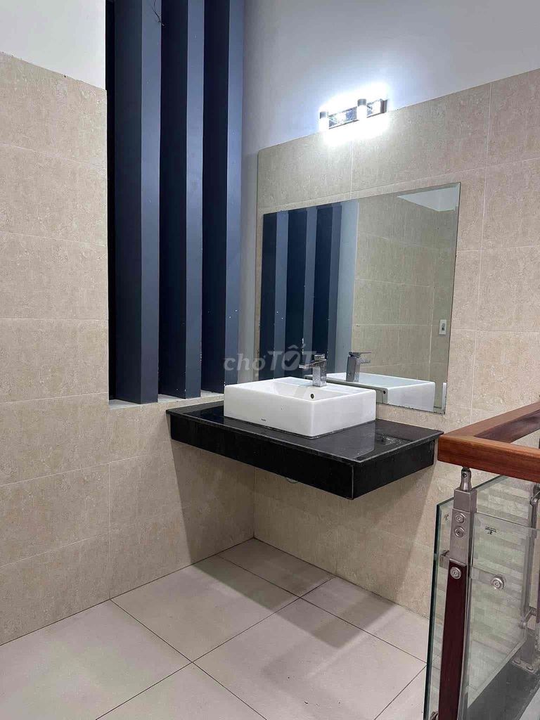 Дом, 3 спальни · 100 м² 5