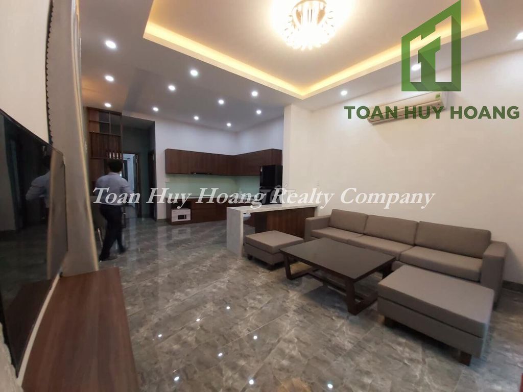 Дом, 2 спальни · 120 м²