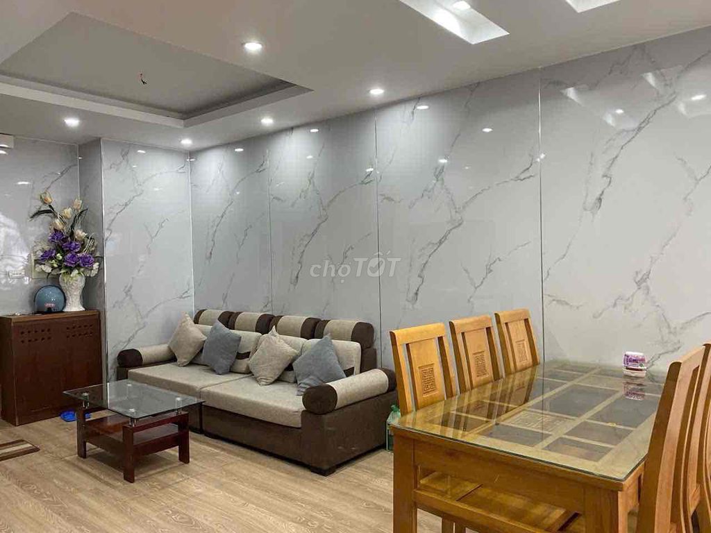 Квартира, 2 спальни · 60 м² 5