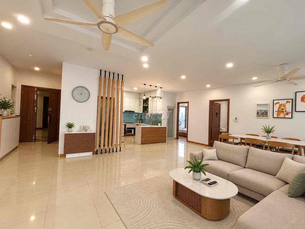 Квартира, 2 спальни · 130 м² 5