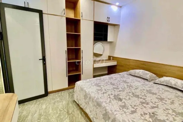 Дом, 5 спален · 93 м² 6
