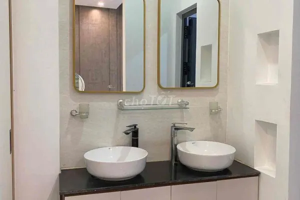 Дом, 5 спален · 93 м² 9