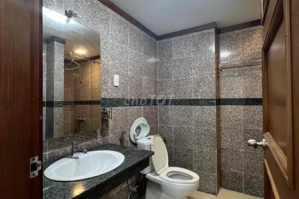 Квартира, 2 спальни · 94 м² 6