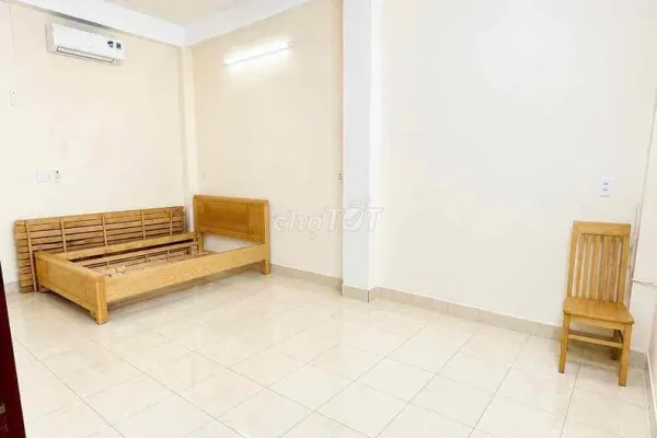 Дом, 4 спальни · 100 м² 2