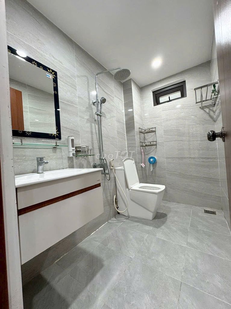 Дом, 4 спальни · 100 м² 4
