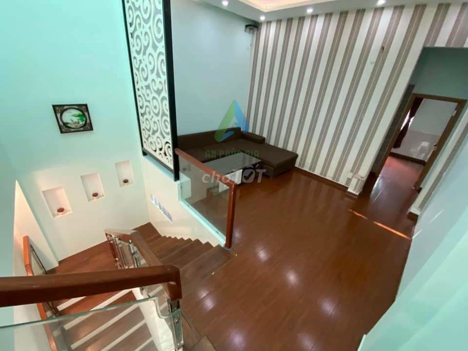 Дом, 3 спальни · 70 м² 4
