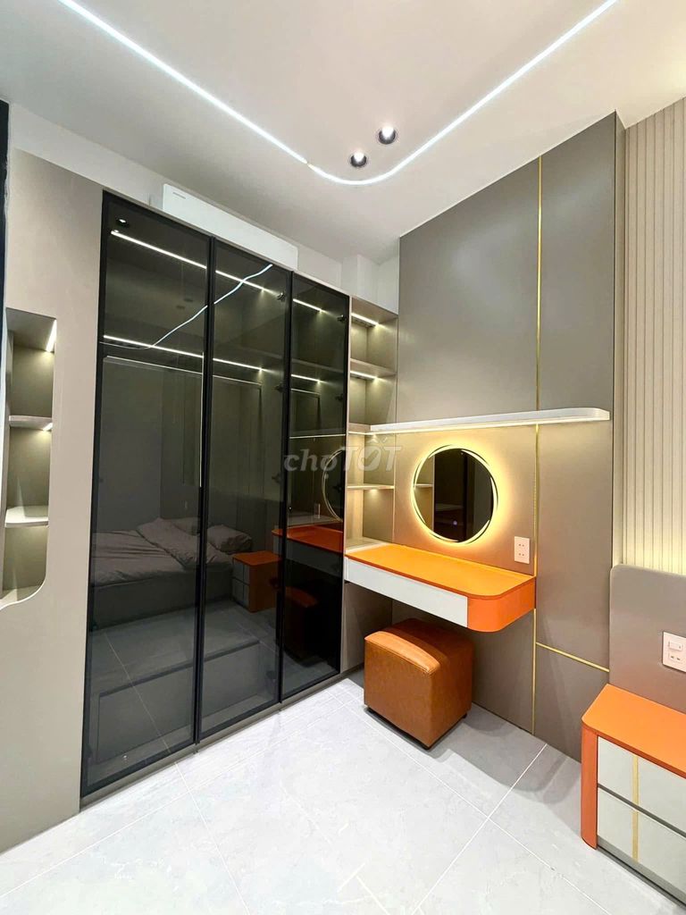Дом, 5 спален · 50 м² 10