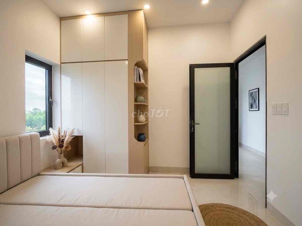 Квартира, 8 спален · 350 м² 5