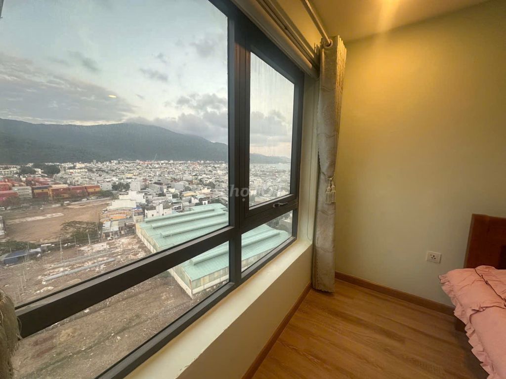 Квартира, 2 спальни · 84 м² 9