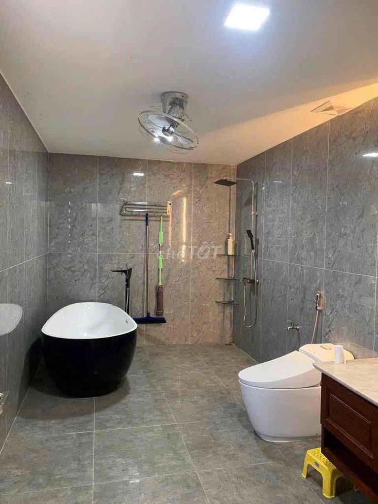 Дом, 4 спальни · 70 м² 4