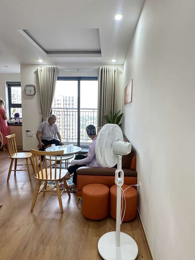 Квартира, 2 спальни · 60 м²