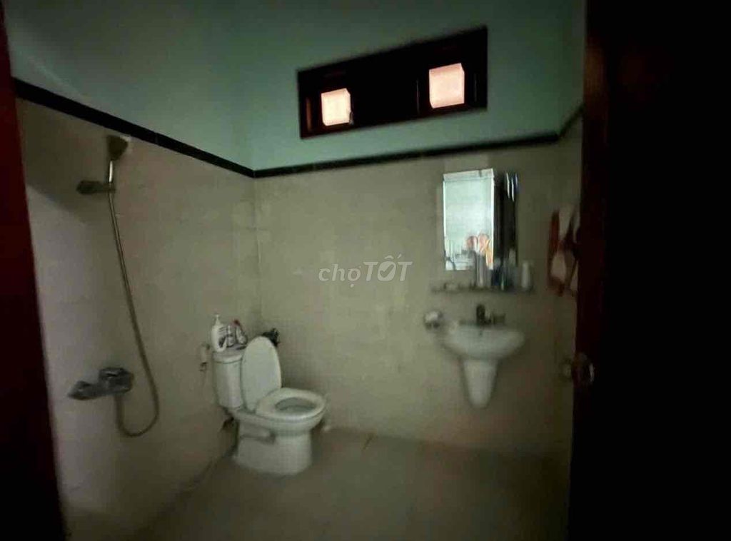 Дом, 4 спальни · 120 м² 2