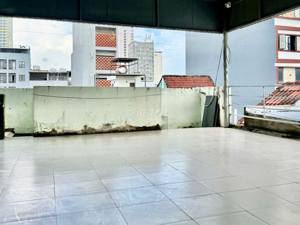 Квартира, 2 спальни · 60 м² 2