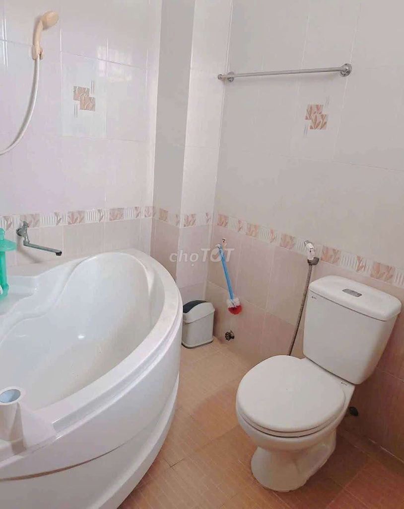 Дом, 2 спальни · 80 м² 4