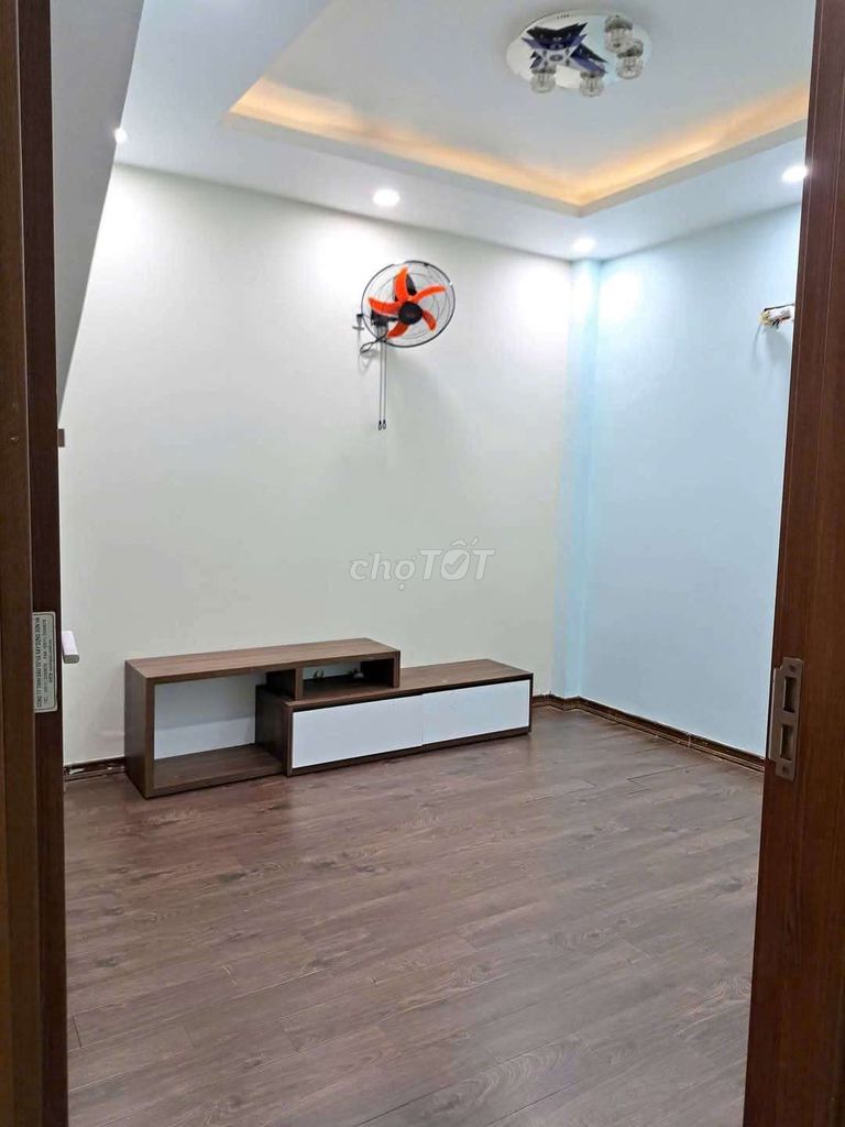 Дом, 3 спальни · 80 м² 2