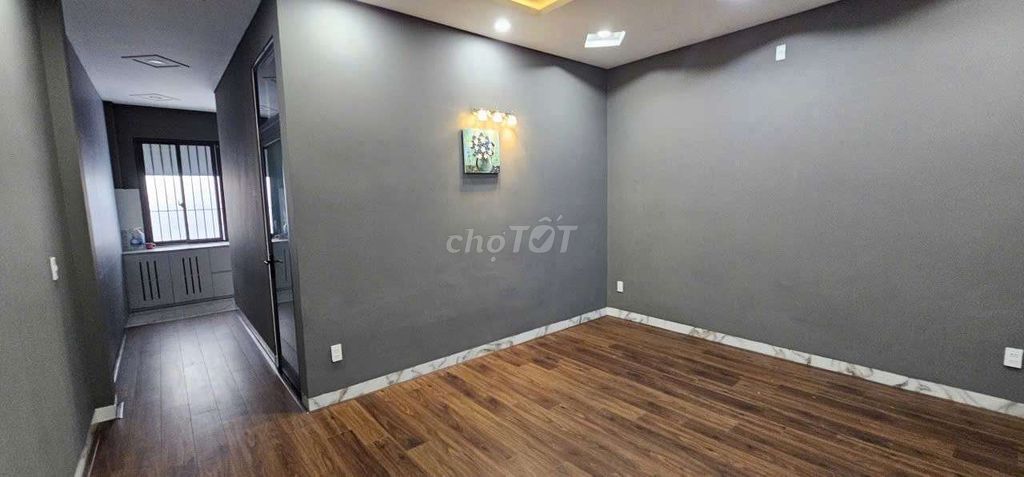 Дом, 4 спальни · 100 м² 3