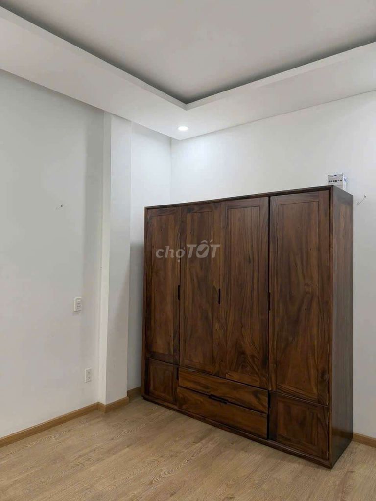Дом, 4 спальни · 100 м² 10