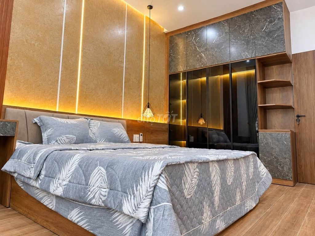 Дом, 4 спальни · 100 м² 7