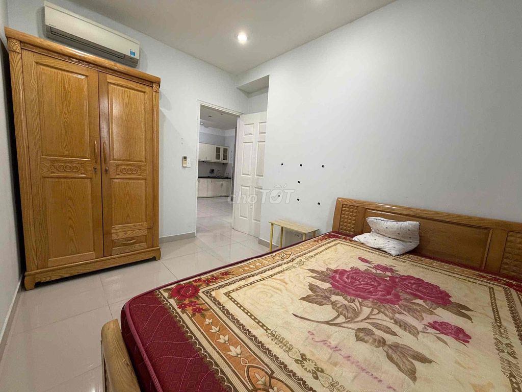 Квартира, 3 спальни · 83 м² 3